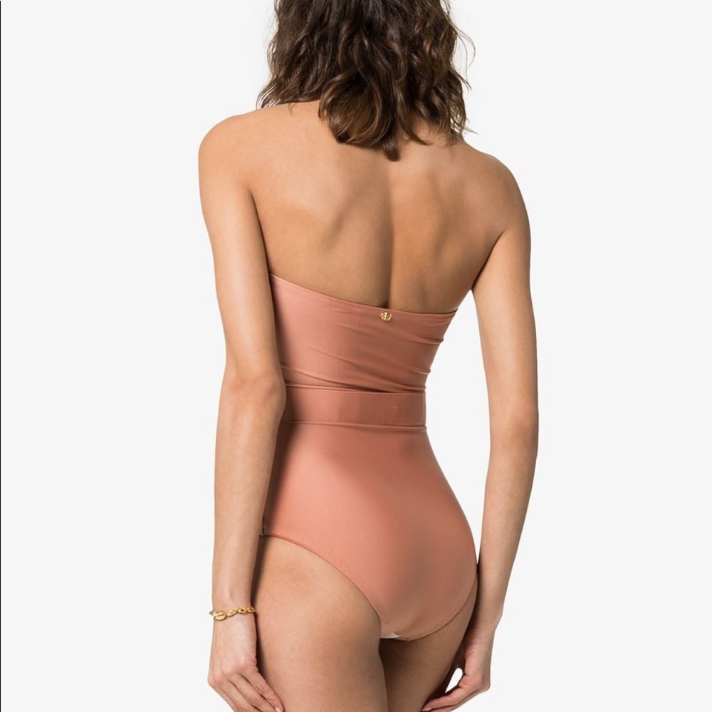 Swimsuit! - Picture 4 of 5